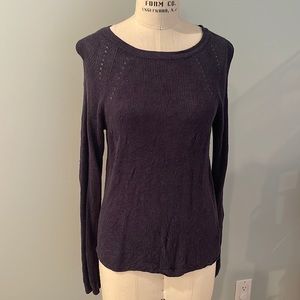 Women’s Tahari sweater size M